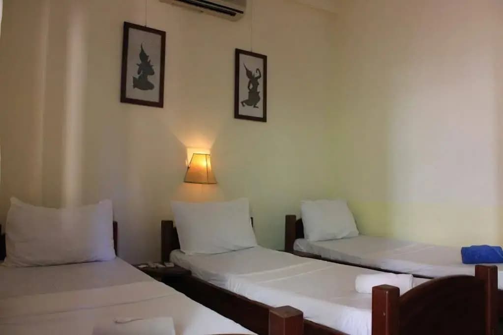 Earthwalkers Guesthouse - photo 4