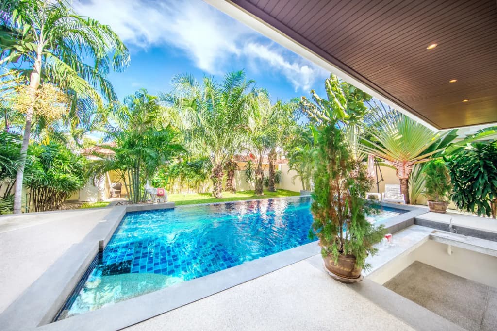 PARADISE Pool Villa Pattaya in Tropicana Village - photo 15
