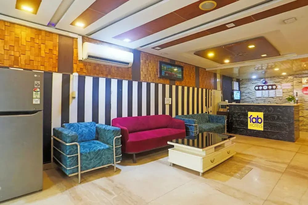 FabHotel Gera’s - photo 9