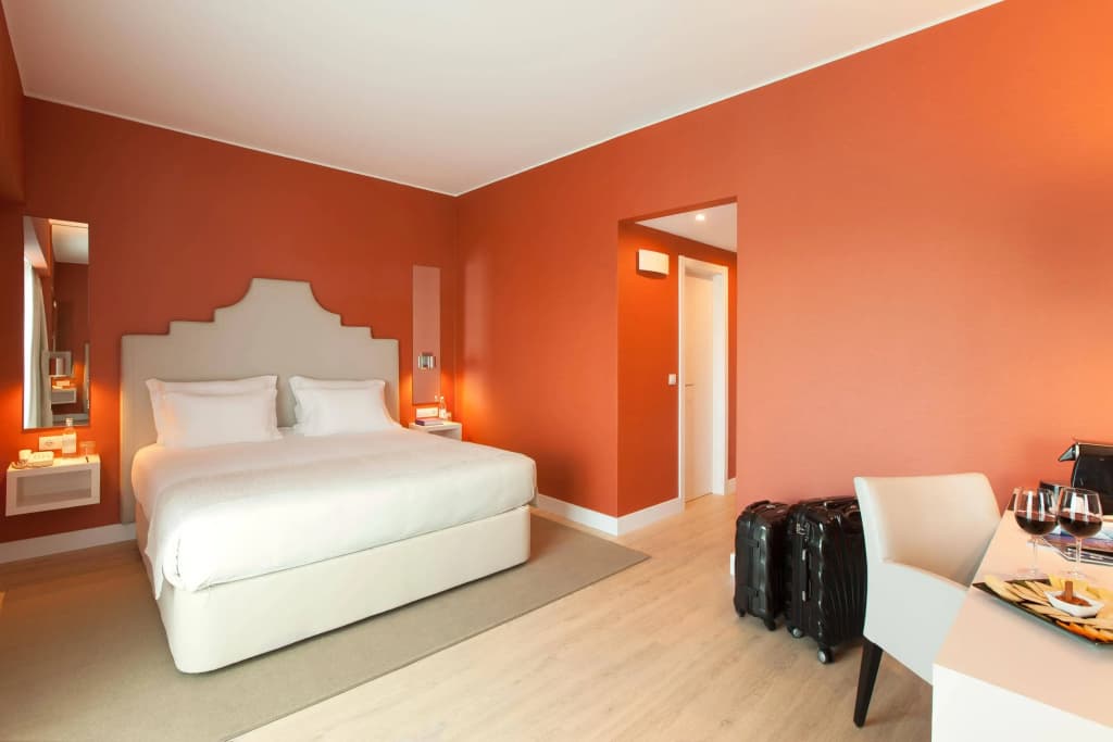 Lutecia Smart Design Hotel - photo 4