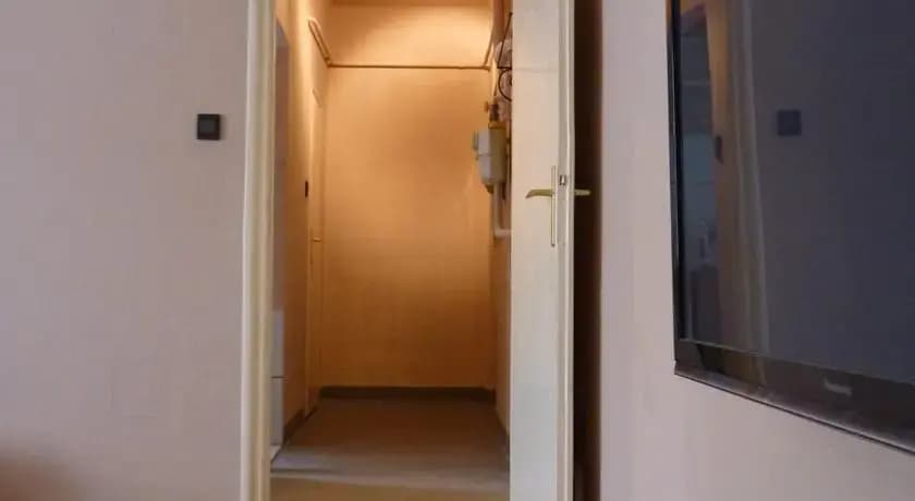 Parking Free Apartments - photo 9