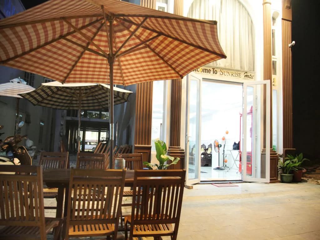 sunrise hotel - photo 11