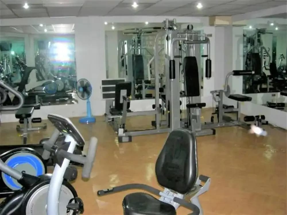 Fantastic 2 bed With Huge Balcony & sea Views - photo 13