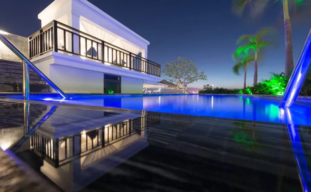 Tokyo Boutique Front Beach Hotel - photo 16