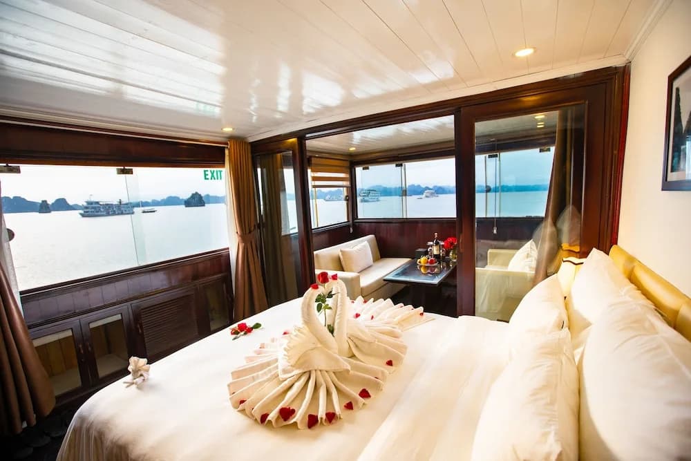 Paloma Cruise - photo 4