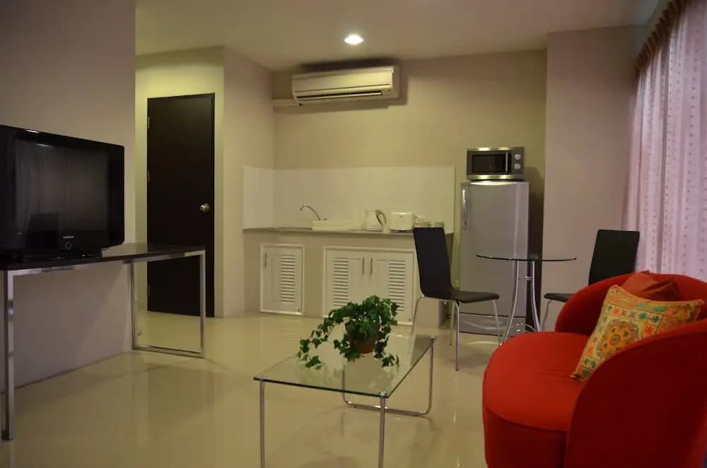 Bangkok Living Apartment - photo 24