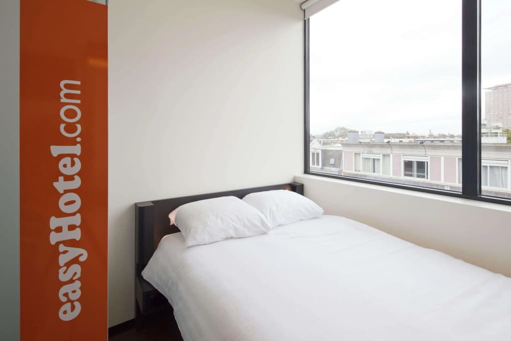 easyHotel Amsterdam Arena Boulevard - photo 28