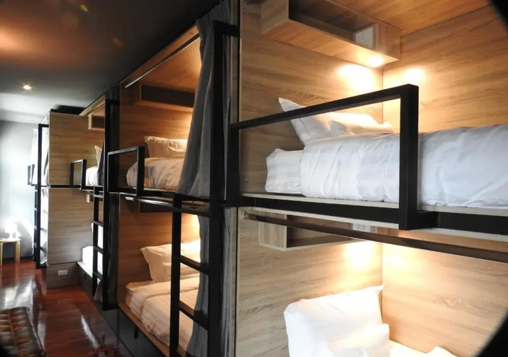 To Bed Poshtel - photo 10