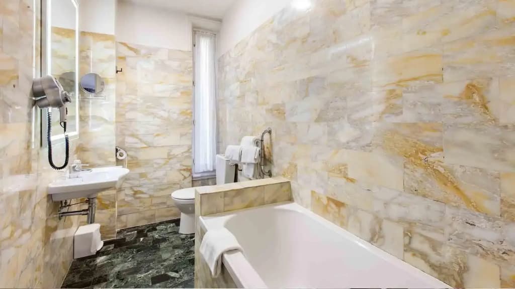 Hôtel Bonaparte - photo 9
