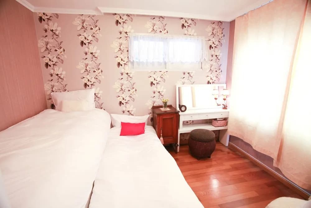 Cindy's B&B - photo 3