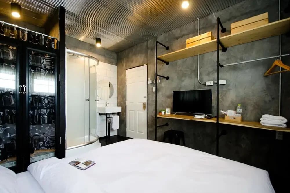 Once Cafe and Hostel - photo 2