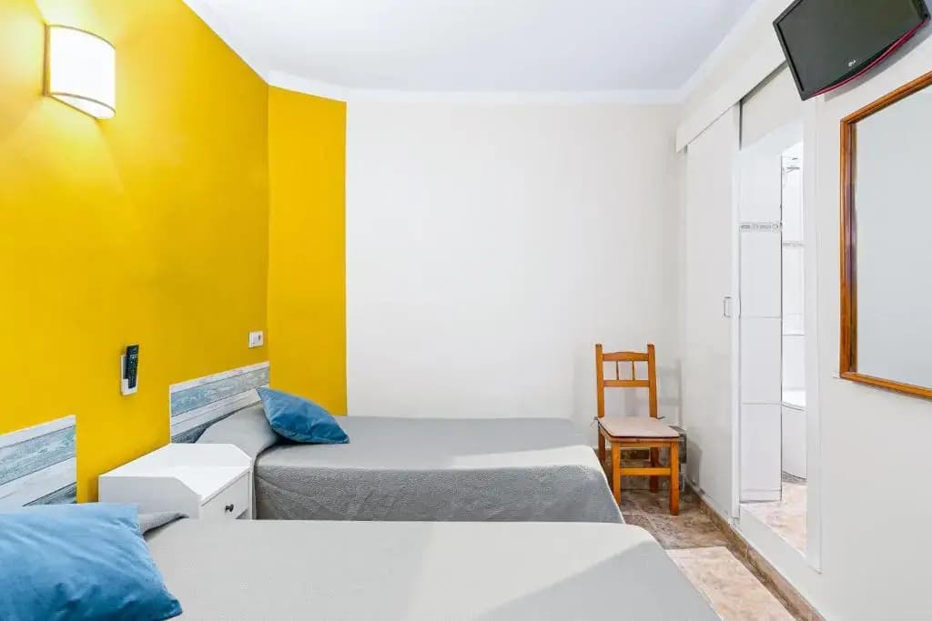 Hostal Santa Anna - photo 14