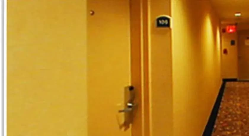 Atlantic Motor Inn - photo 12
