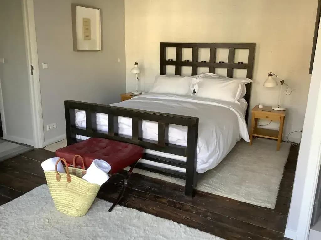 Former Rembrandt workshop two bedroom B&B - photo 5