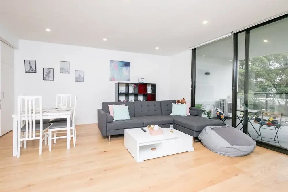 Spacious Bright Apartment - photo 6