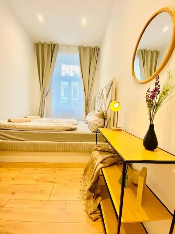 Charming 4 Bedroom Apartment Ottakring - photo 15