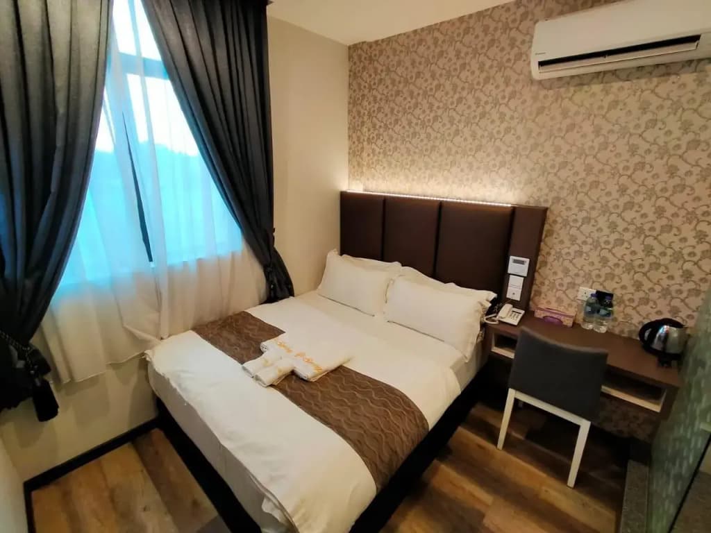 Spring Season Hotel - photo 3