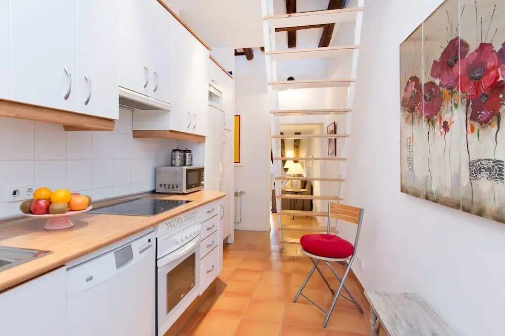 Puerta Del Sol II Apartment - photo 14
