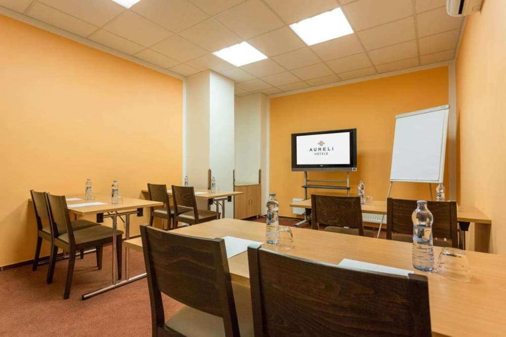 Hotel Globus - photo 9