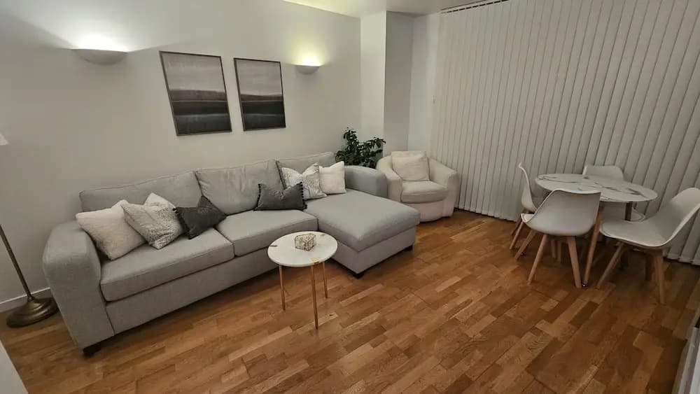Luxury Apartment in Canary Wharf - photo 7