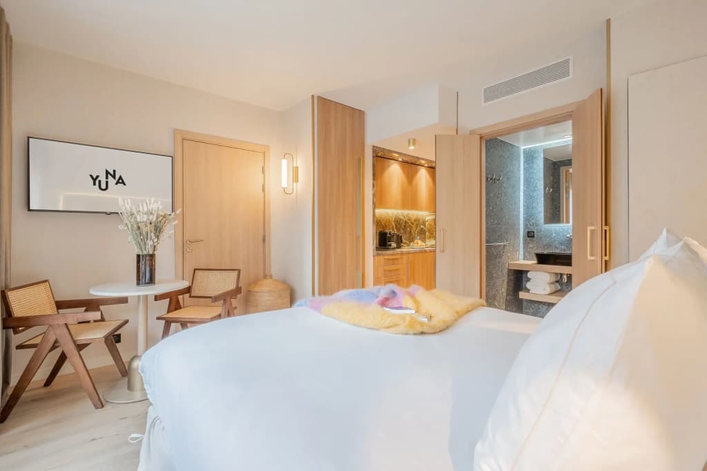 Yuna Porte Maillot - ApartHotel - photo 31