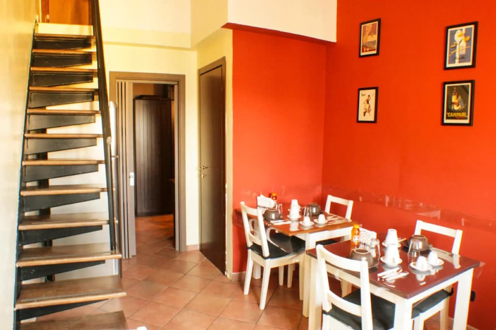 Sixtythree Guesthouse - photo 6