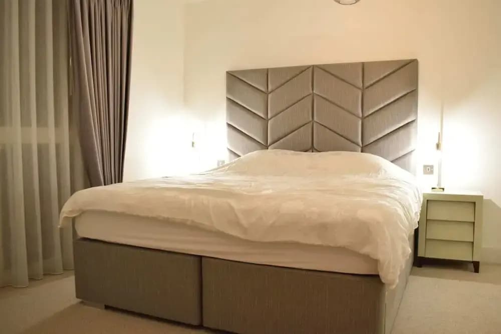 2 Bedroom Flat in Park Royal - photo 1