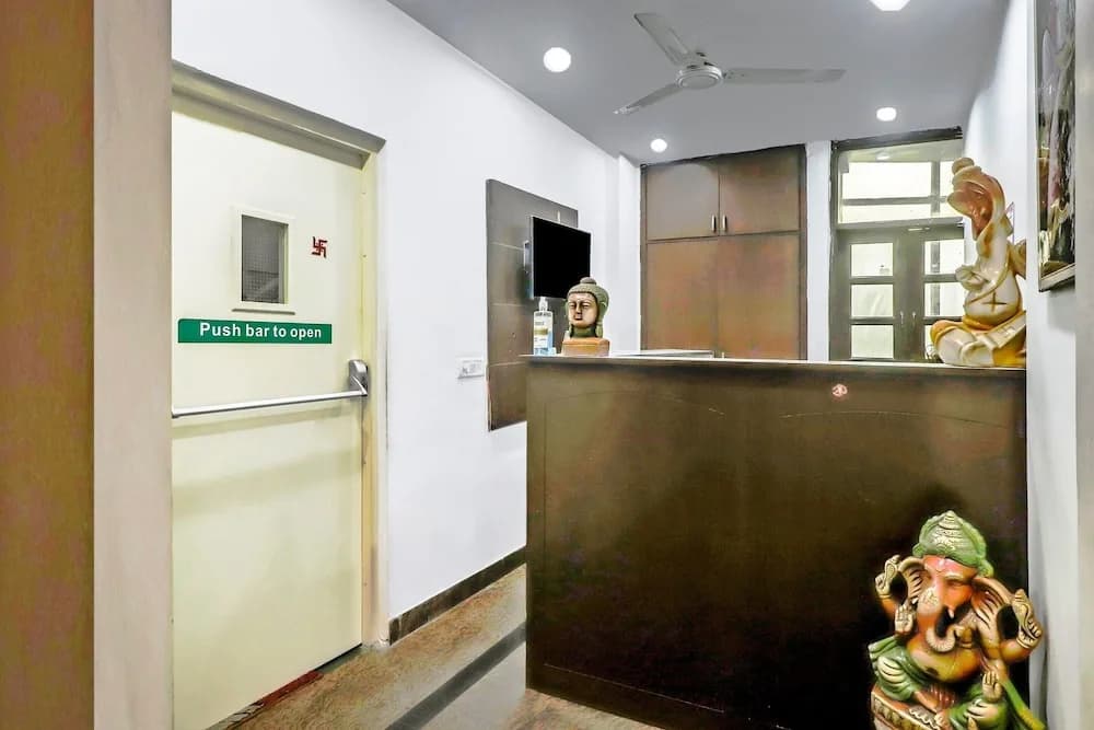 Hotel Vm Residency by OYO - photo 2