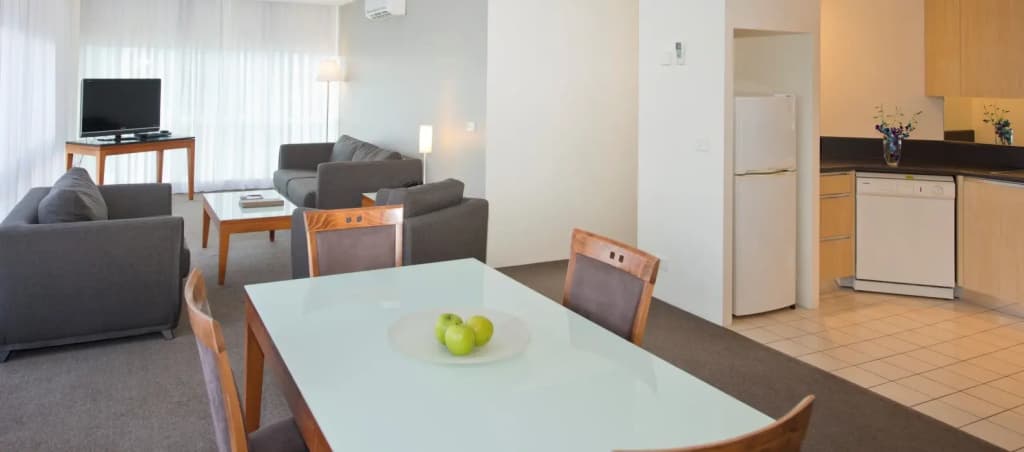 Park Regis Griffin Suites - photo 6