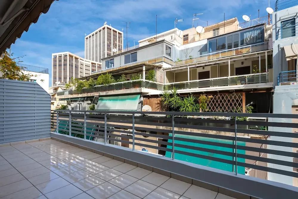 Phaedrus Living Luxury Flat Ampelokipoi - photo 6