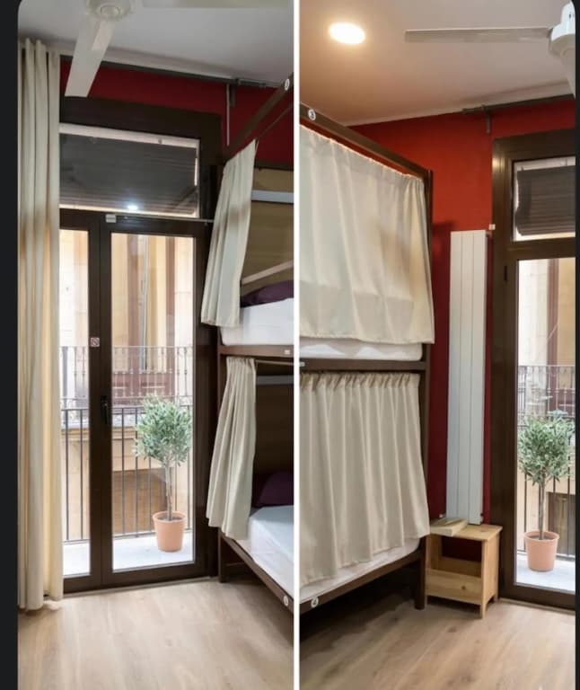 Itaca Hostel Barcelona - photo 33