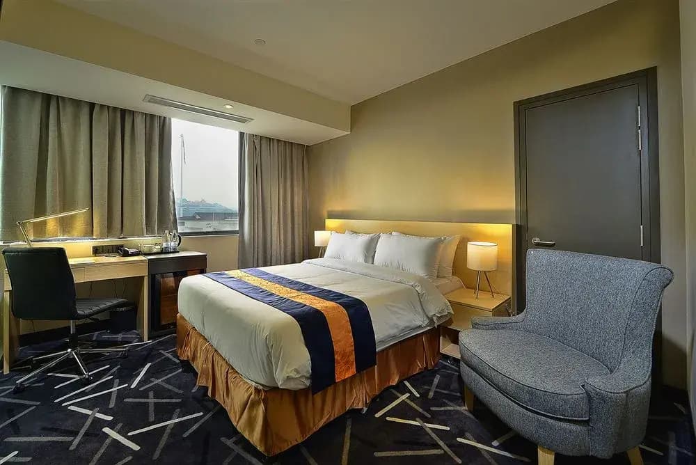Pacific Express Hotel Central Market - photo 5