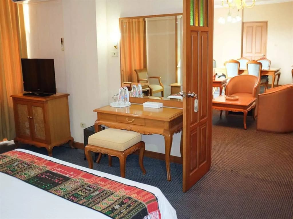 Hotel Marcopolo Jakarta - photo 3