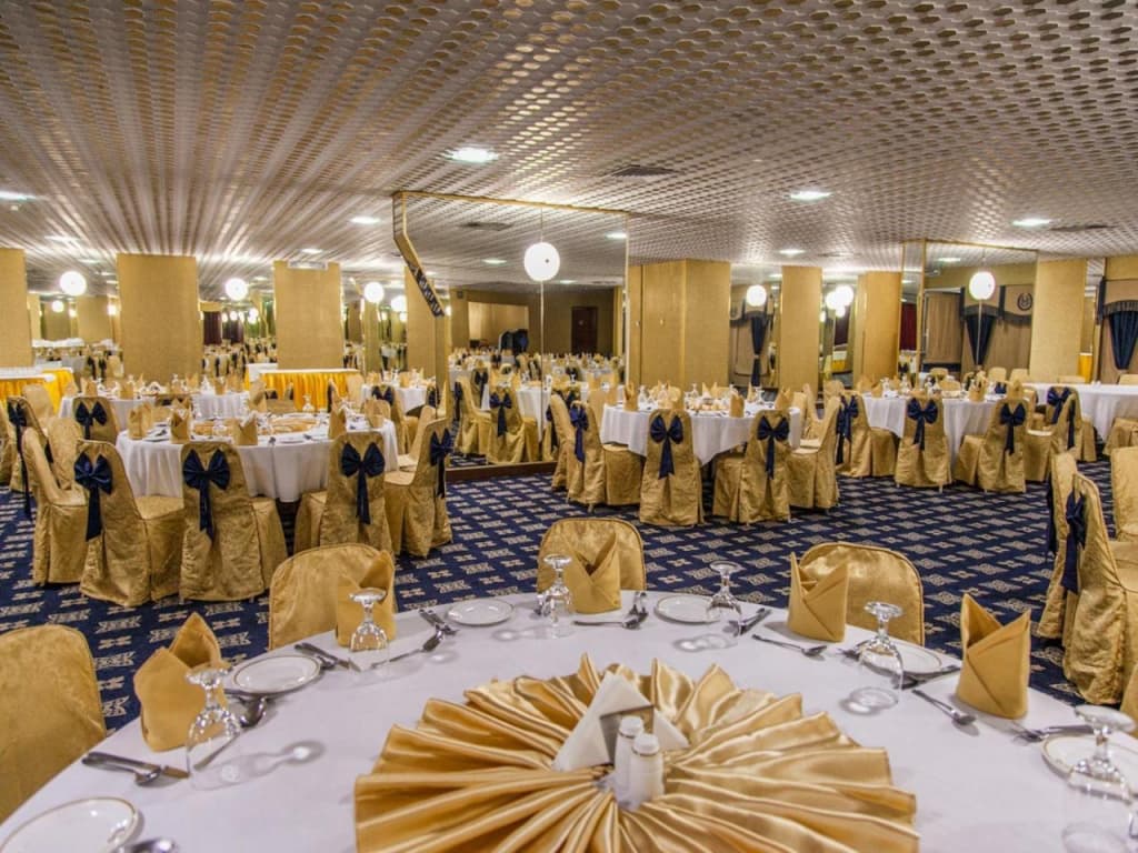 Sharjah Carlton Hotel - photo 42