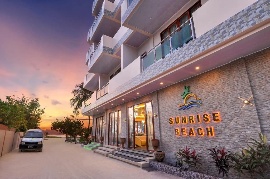 Sunrise Beach and Spa Hotel - photo 1