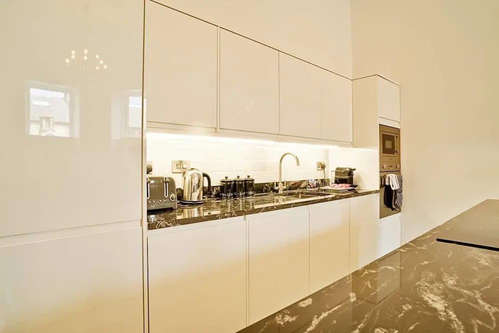 JOIVY Luxury George Street Apartments: Edinburgh Suite - photo 11