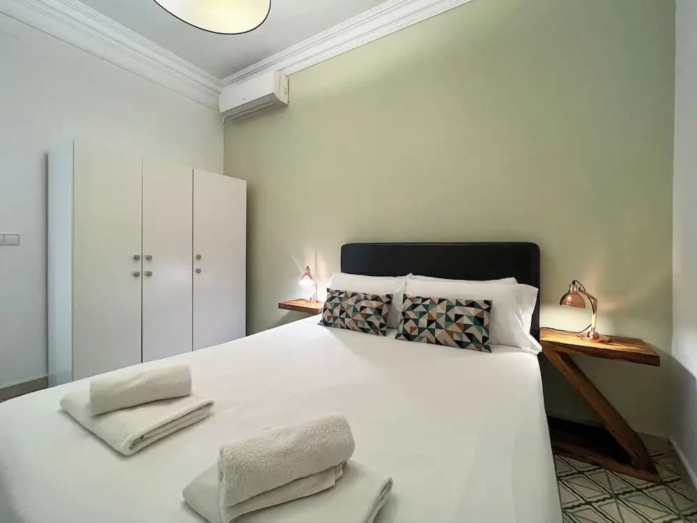 Stay U-nique Apartments Comte Urgell - photo 3