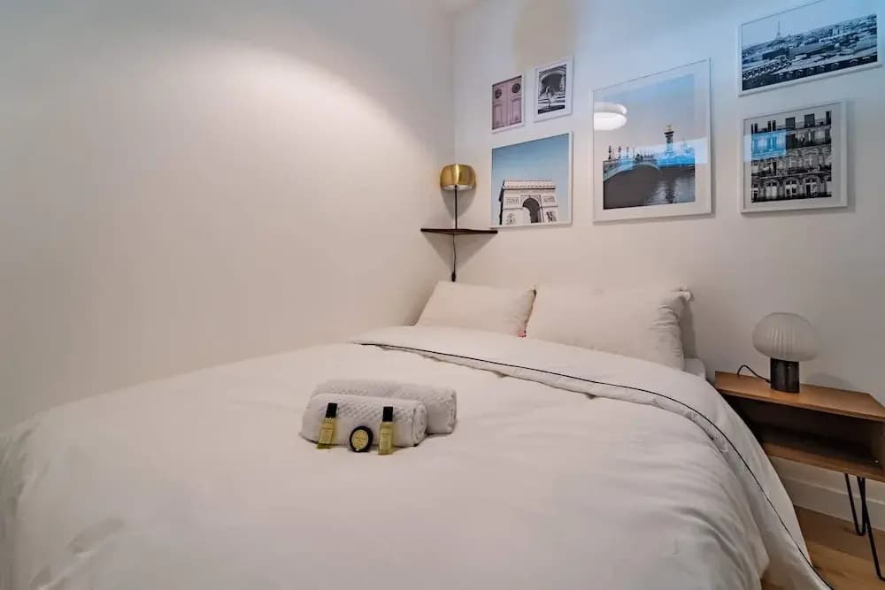 Beautiful 2-bedroom Apartment in South Pigalle - photo 4