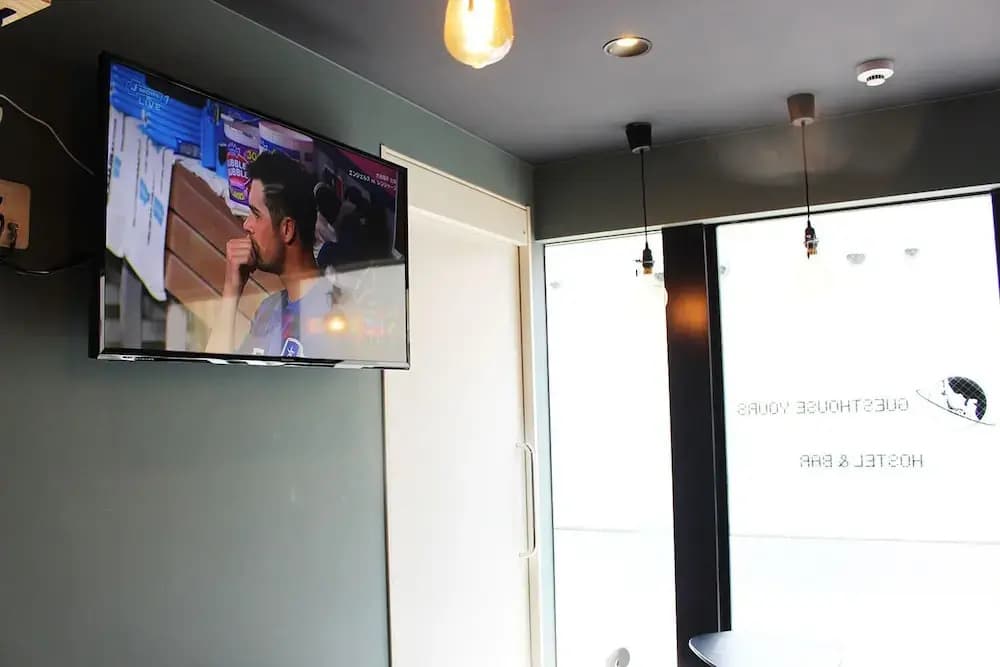 GUESTHOUSE YOURS - Hostel - photo 11