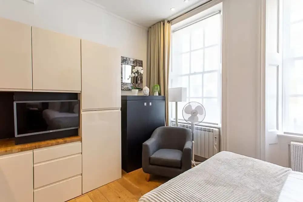 Marylebone Studio Flat - photo 2