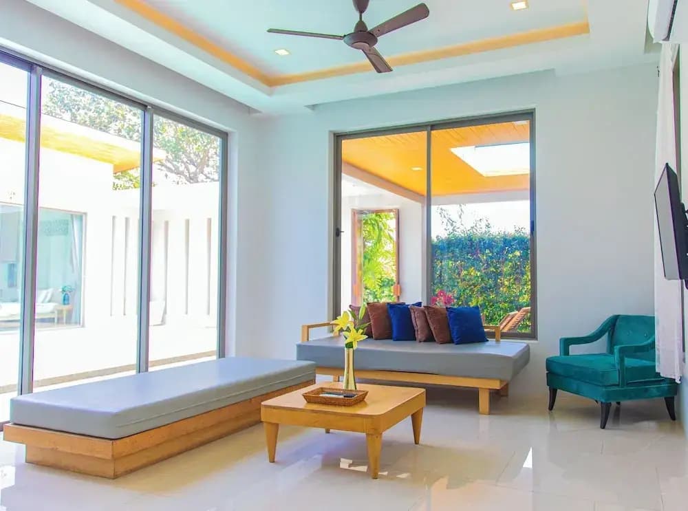 Alhambra Pool Villas & Pool Access Rooms - photo 6