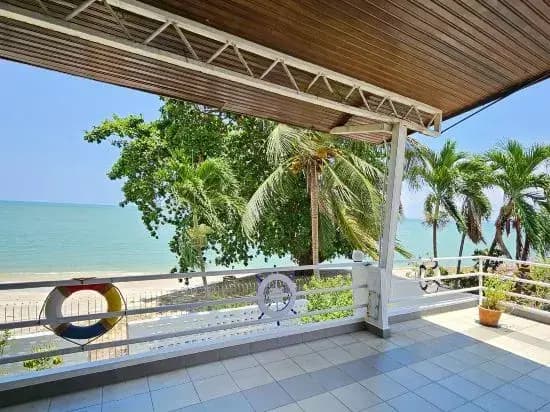 Little Heaven by Sky Hive, A Beach Front Bungalow - photo 6