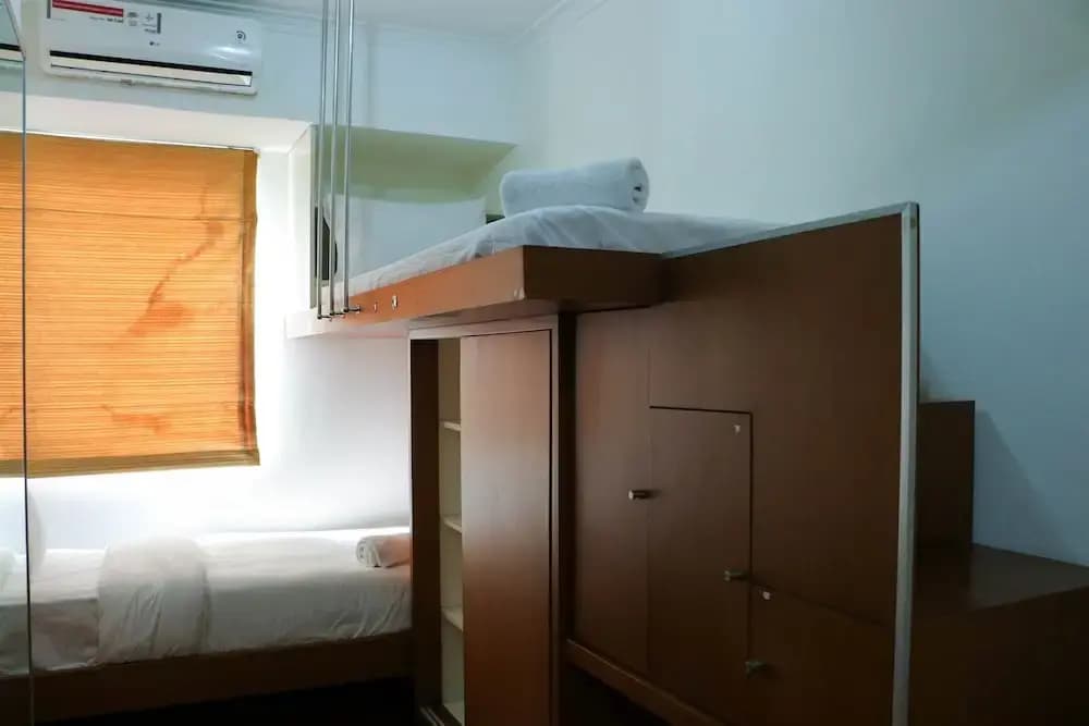 Strategic 2Br At Maple Park Sunter Apartment - photo 1
