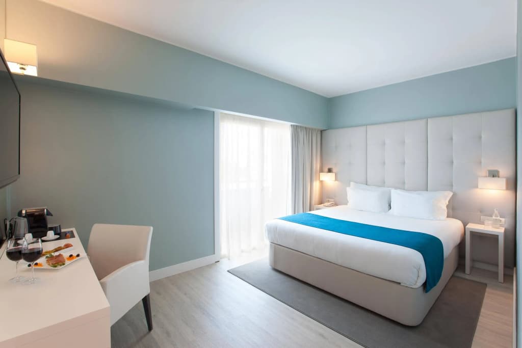 Lutecia Smart Design Hotel - photo 5