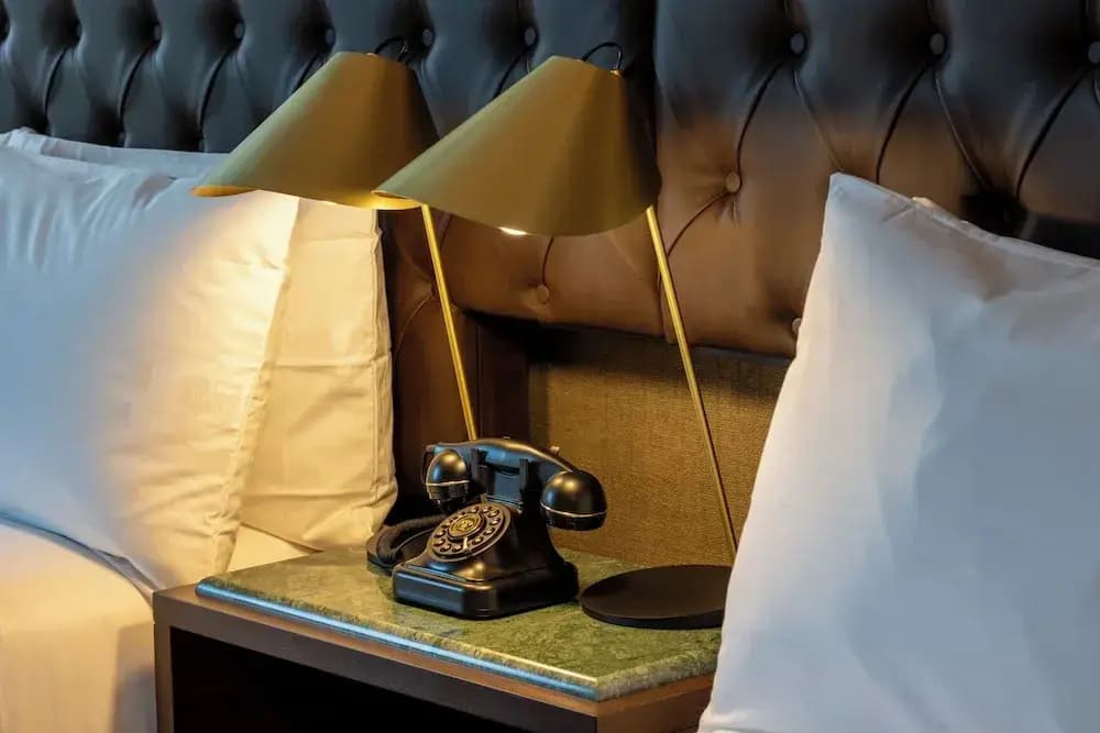 Whisky Hotel - photo 7