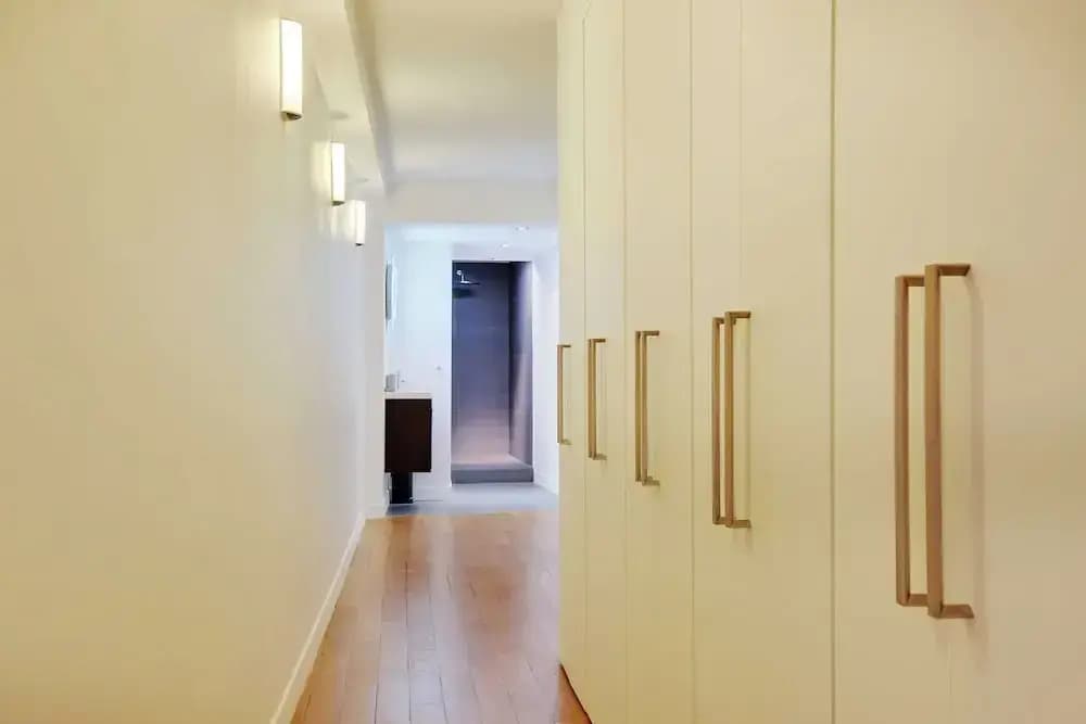 Elegant Apartment - 2bd/6p - Avenue Montaigne - photo 10