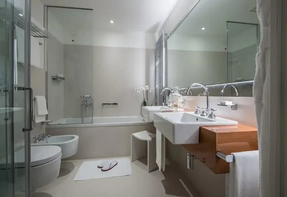 Rialto Apartments - photo 8