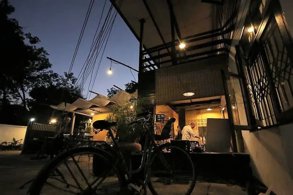 Maroom Art Hostel - photo 10