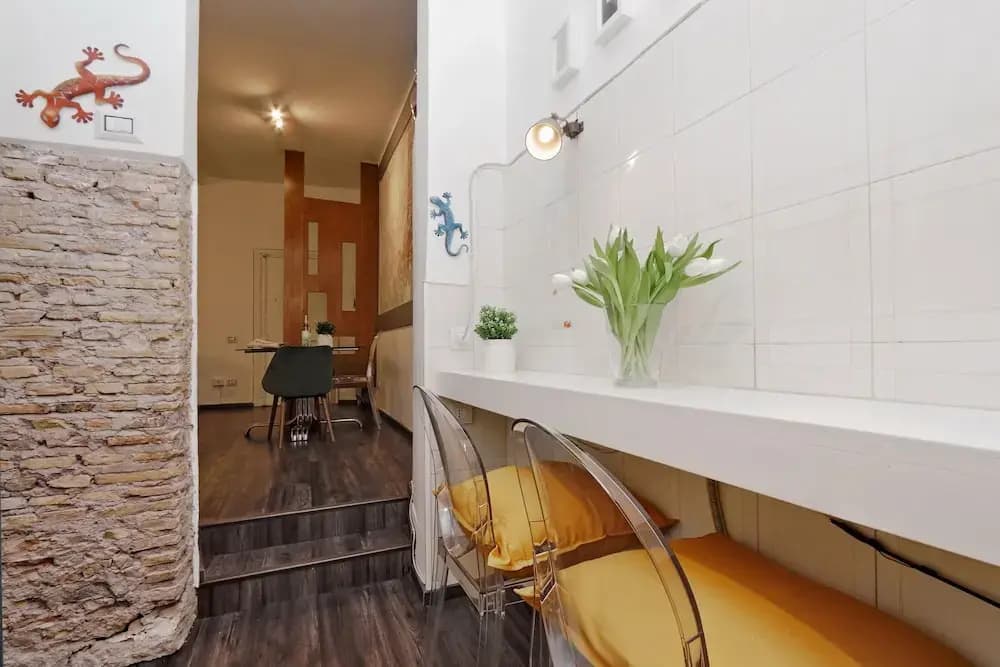 Urbana Apartment - photo 8