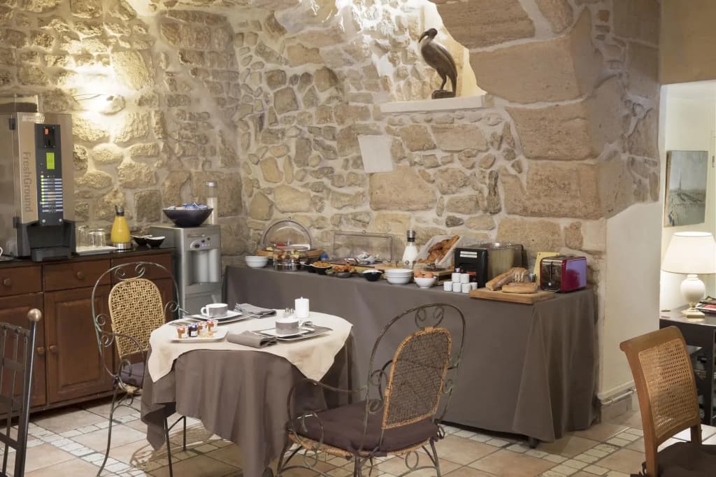 Hotel Les Rives De Notre Dame - photo 21